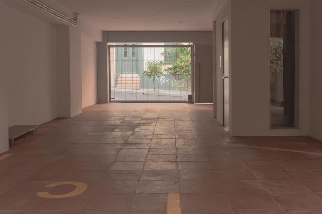 Luxury Apartment Near Acropolis-Living Stone Gold Атина Екстериор снимка