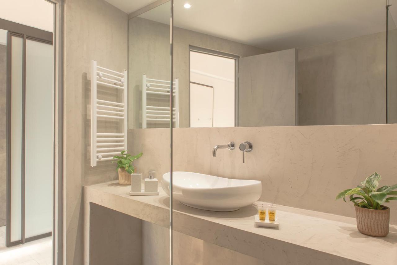 Luxury Apartment Near Acropolis-Living Stone Gold Атина Екстериор снимка