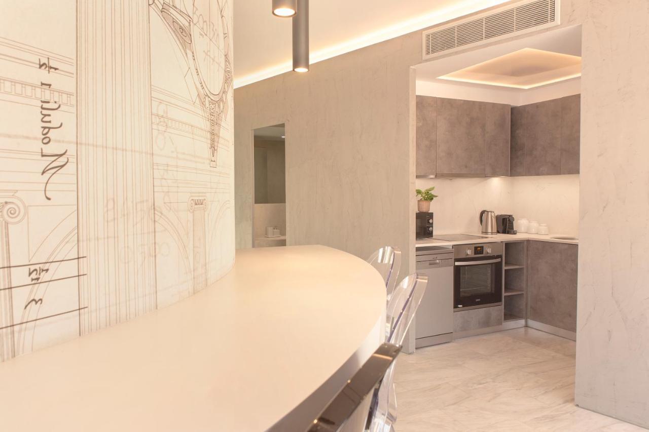 Luxury Apartment Near Acropolis-Living Stone Gold Атина Екстериор снимка