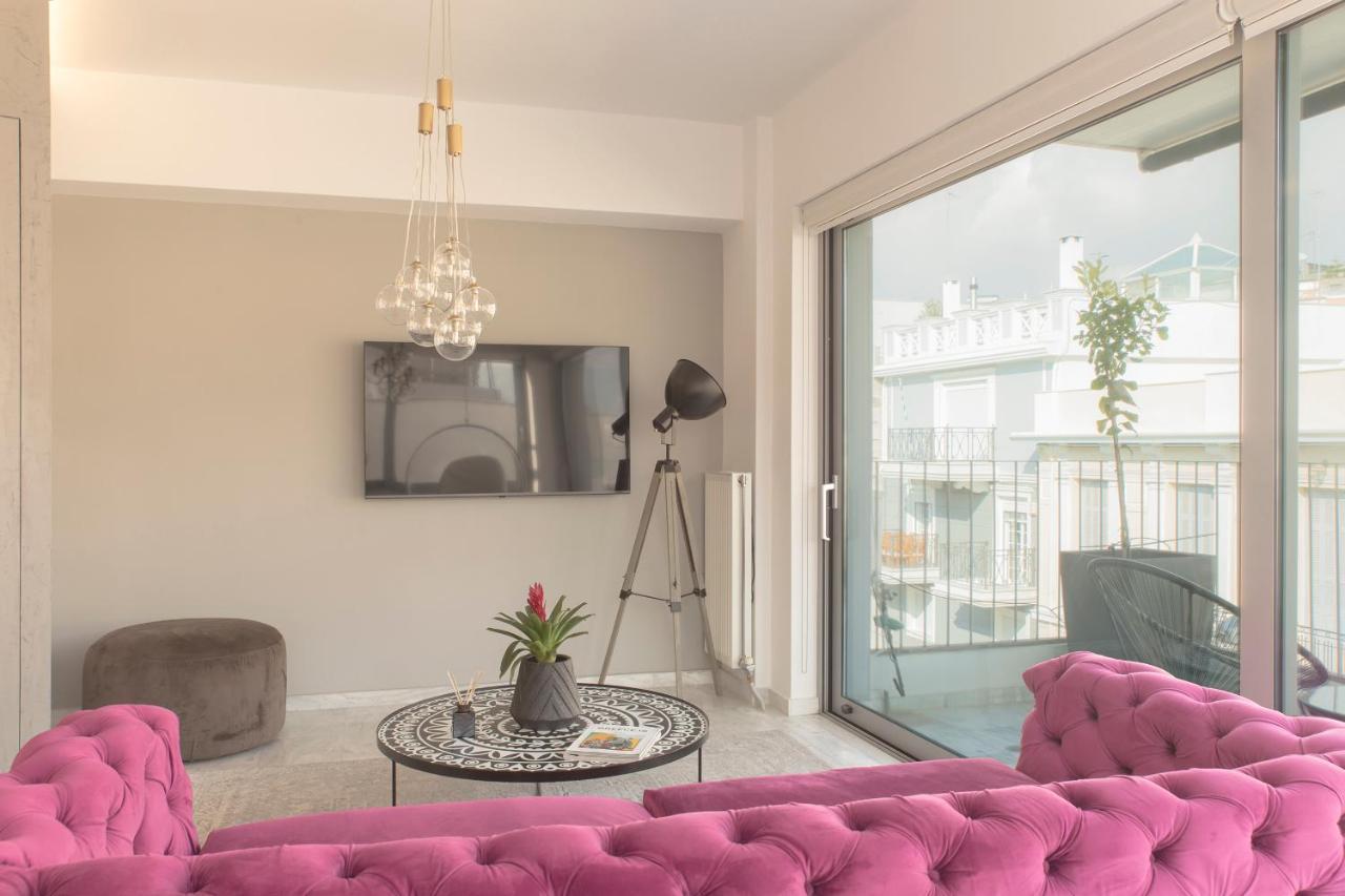 Luxury Apartment Near Acropolis-Living Stone Gold Атина Екстериор снимка